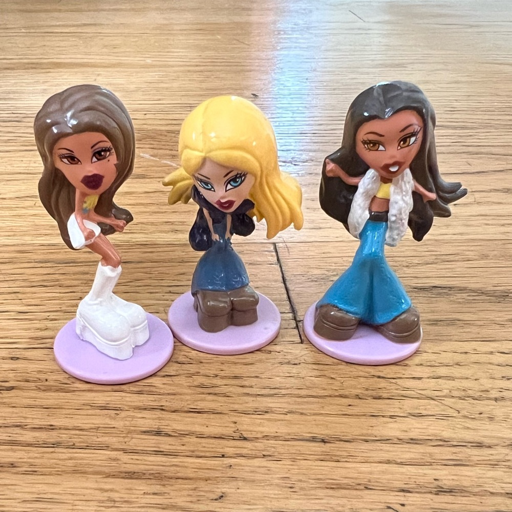 Vtg. 2004 Lot of 3 Bratz Dolls PVC Cake Toppers Collectibles Bakery Crafts 3"